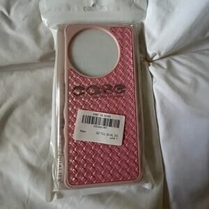 Super cute pink phone